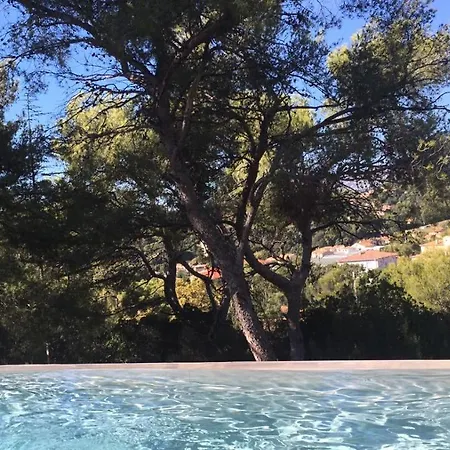 Cabanon La Calanque Du Península * Le Pradet